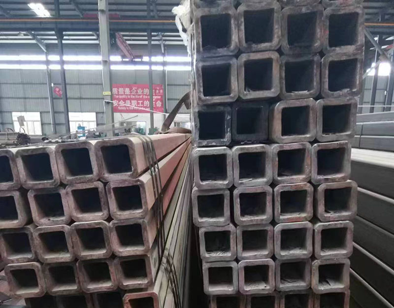 下花园无缝方管裂缝